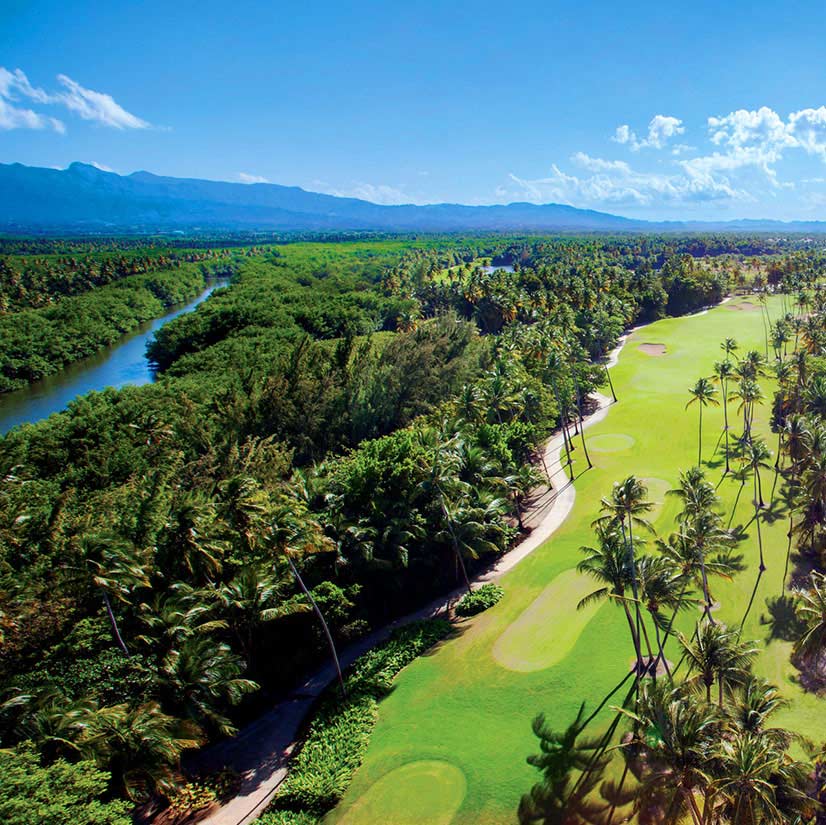 St Regis Bahia Beach scene